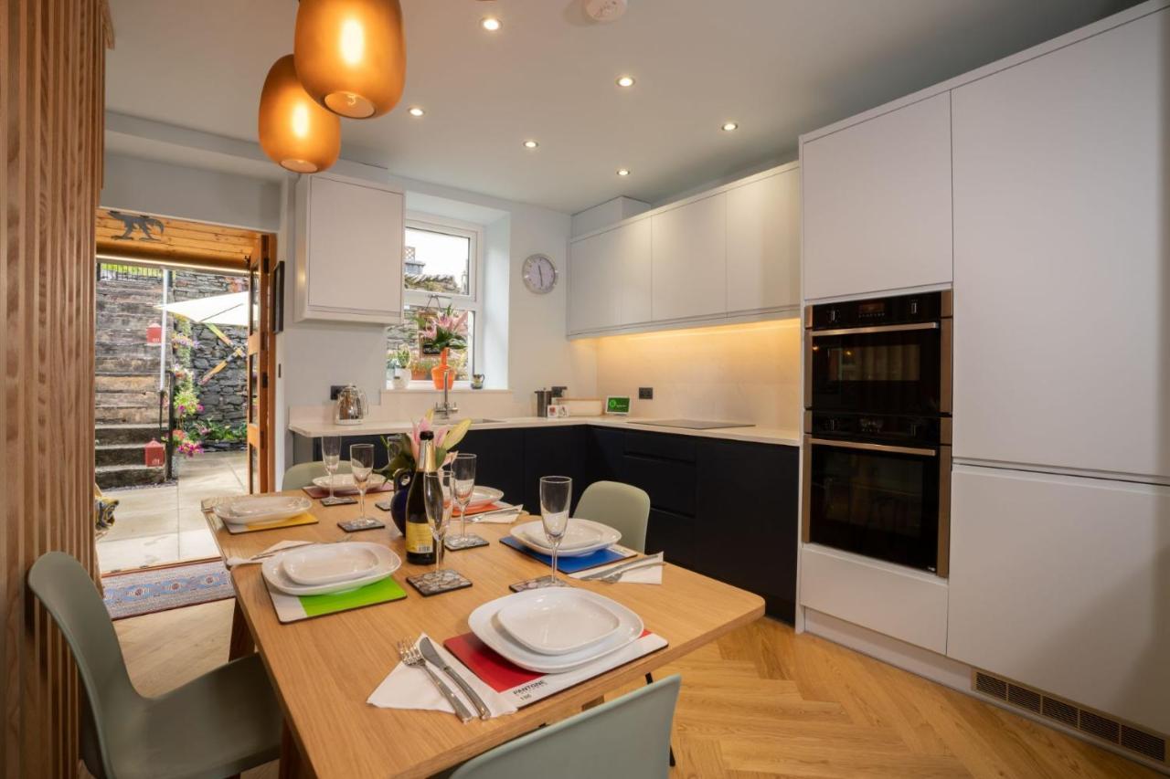 Modern Home In Windermere By Letmestay Eksteriør bilde